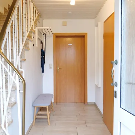 Apartment Haus Resi *