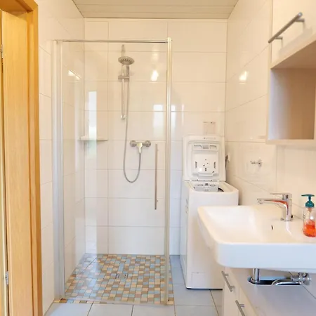 Haus Resi אוטרנדורף